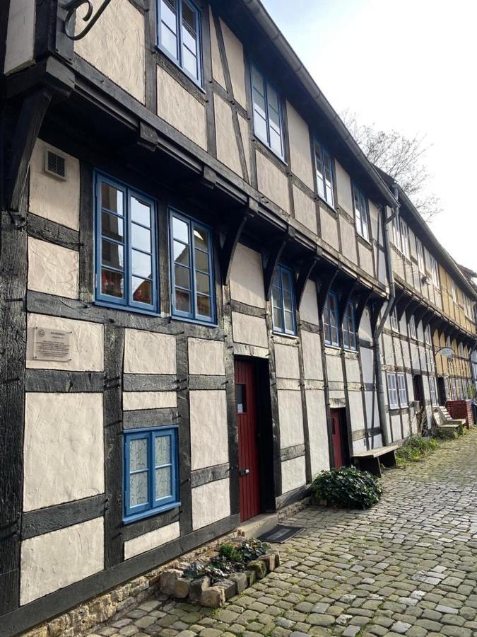 Ferienhaus "Sofia" Anno 1650, Neu - Top Lage - Tempur Beds - Wifi - Parking - Im Herzen Von Detmold-Altstadt, Historische Stadtmauer, Old Lane Detmold Eksteriør bilde