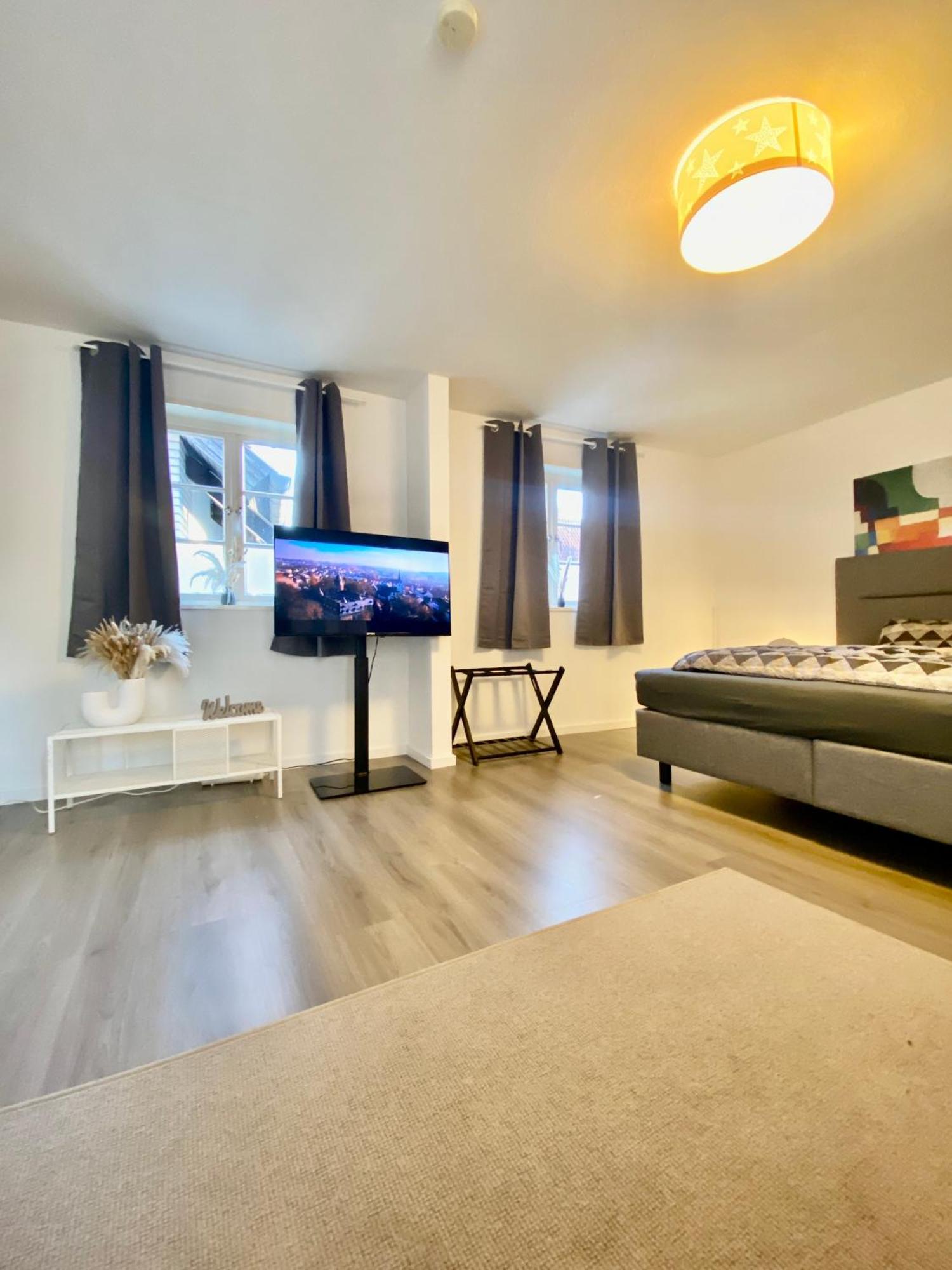 Ferienhaus "Sofia" Anno 1650, Neu - Top Lage - Tempur Beds - Wifi - Parking - Im Herzen Von Detmold-Altstadt, Historische Stadtmauer, Old Lane Detmold Eksteriør bilde